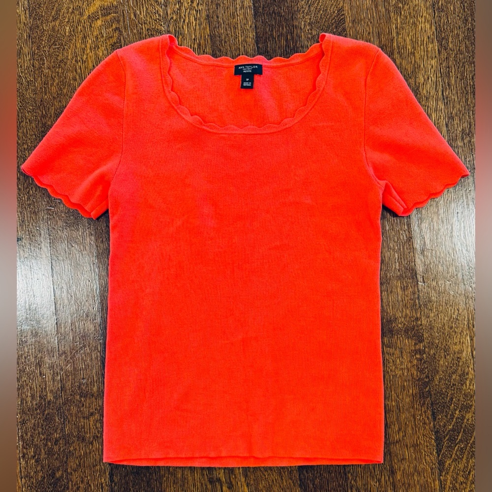 Ann Taylor Loft top Size SMALL Petite